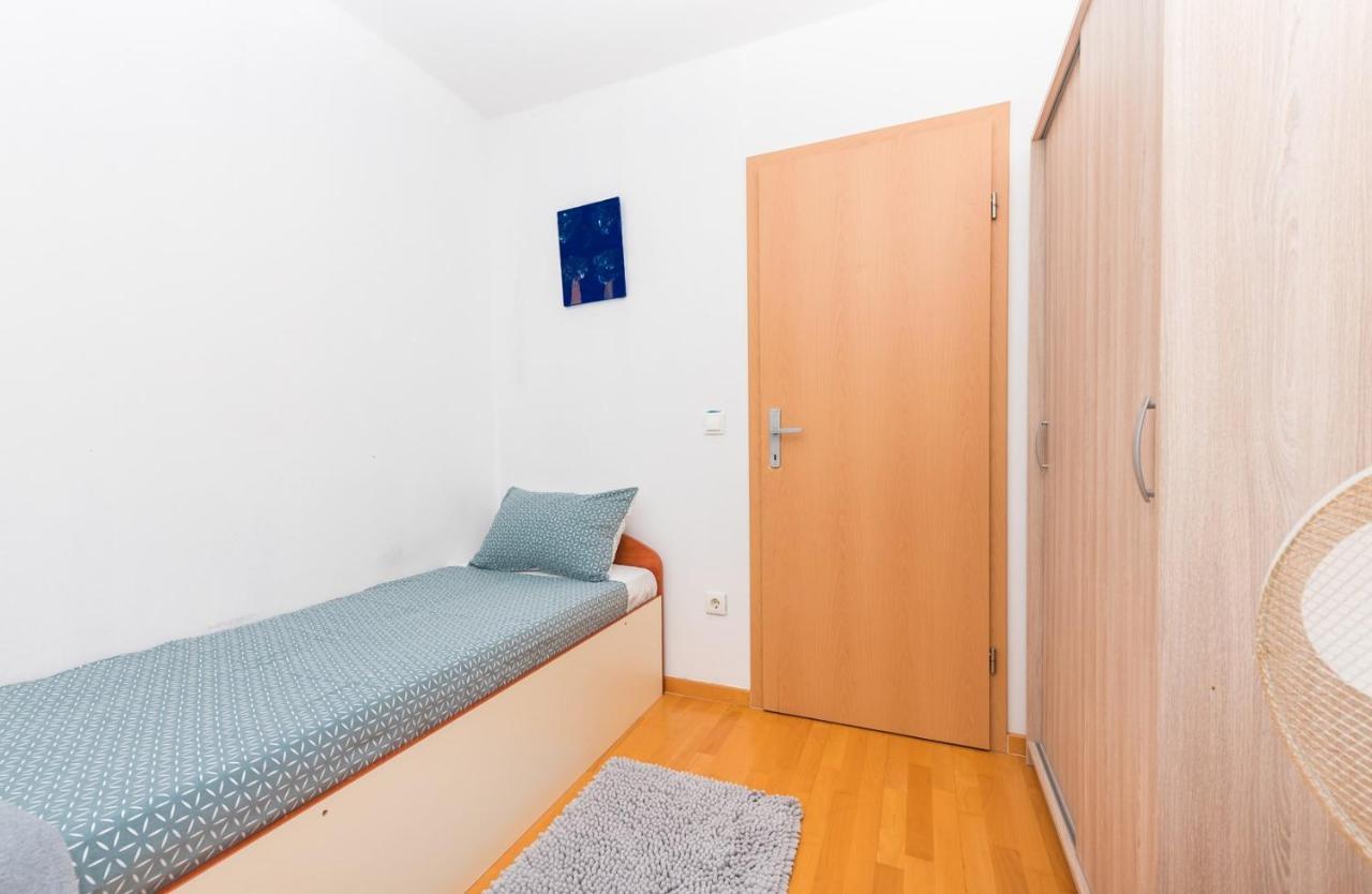 Apartment Sea View In Makarska, Free Parking Exterior photo