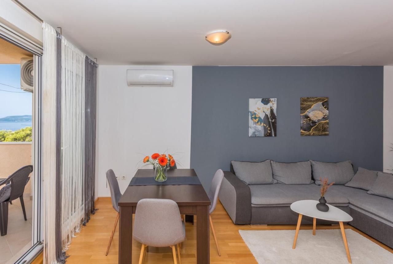 Apartment Sea View In Makarska, Free Parking Exterior photo
